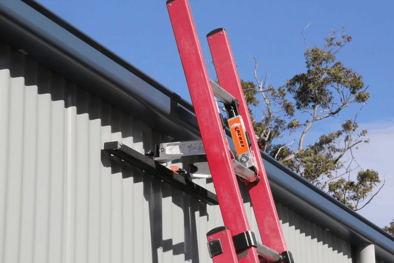 The Lacket Ladder Bracket with Stabiliser Bar Fits Most Ladders,Quick,Secure 